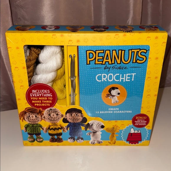 Peanuts Crochet Kit With Colorful Yarn - Picture 5 of 13